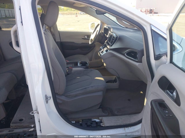Chrysler Pacifica Touring Plus
