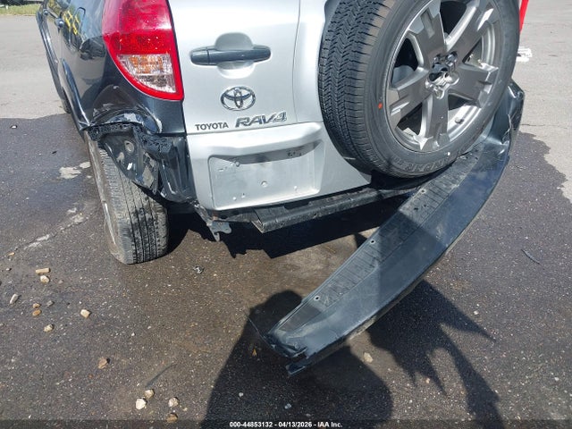 Toyota RAV4 Sport V6