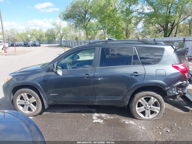 Toyota RAV4 Sport V6