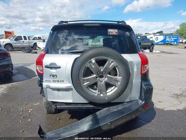 Toyota RAV4 Sport V6