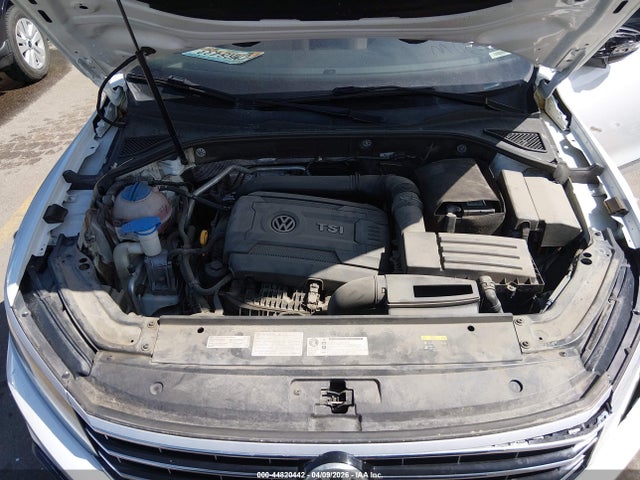Volkswagen Passat 1.8t Se