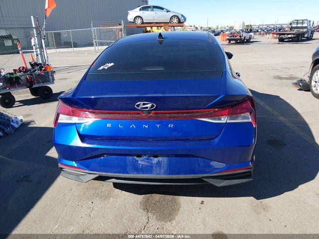 Hyundai ELANTRA Sel