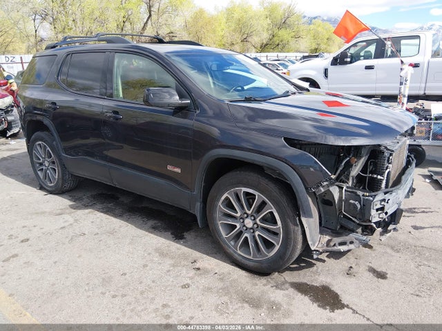 Salvage GMC Acadia Image