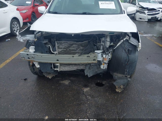 Nissan Versa 1.6 Sv