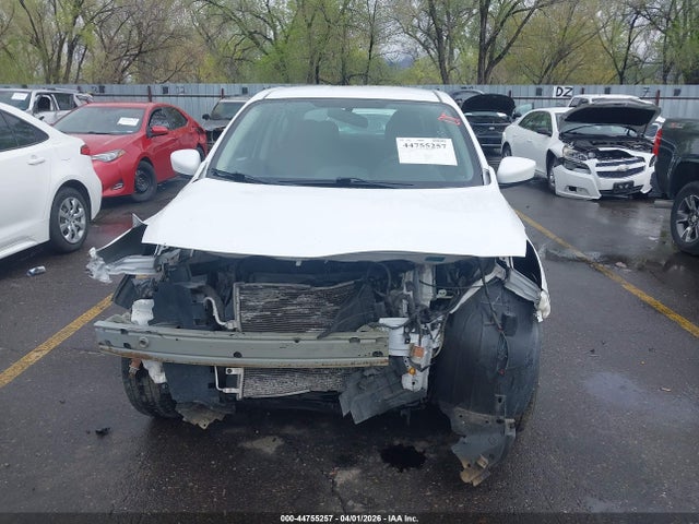 Nissan Versa 1.6 Sv