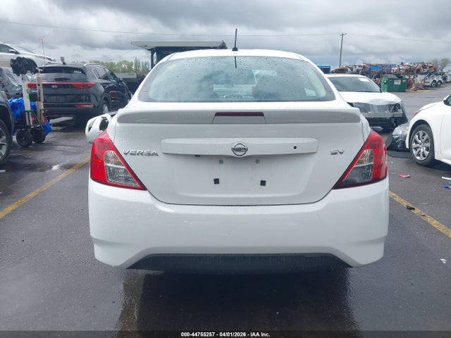 Nissan Versa 1.6 Sv