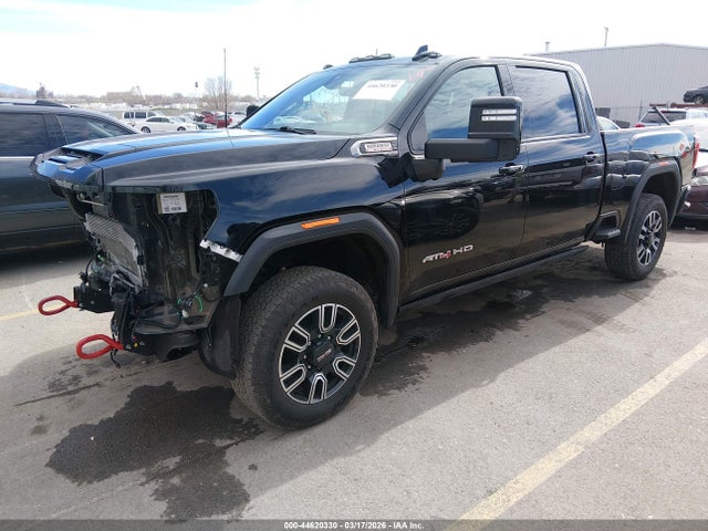 General Motors Sierra 3500HD 4wd  Standard Bed At4
