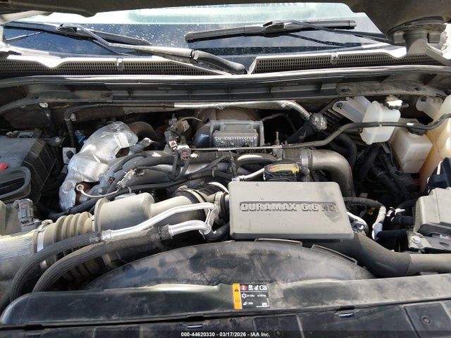 General Motors Sierra 3500HD 4wd  Standard Bed At4