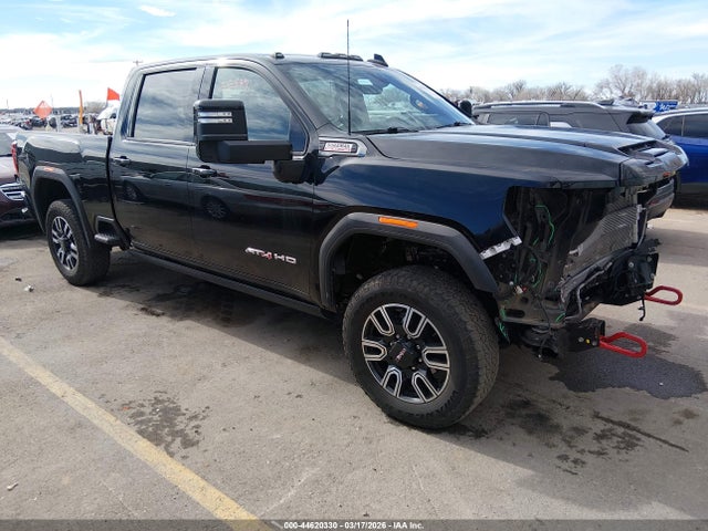Salvage General Motors Sierra 3500HD Image