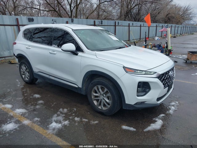 Salvage Hyundai SANTA FE Image