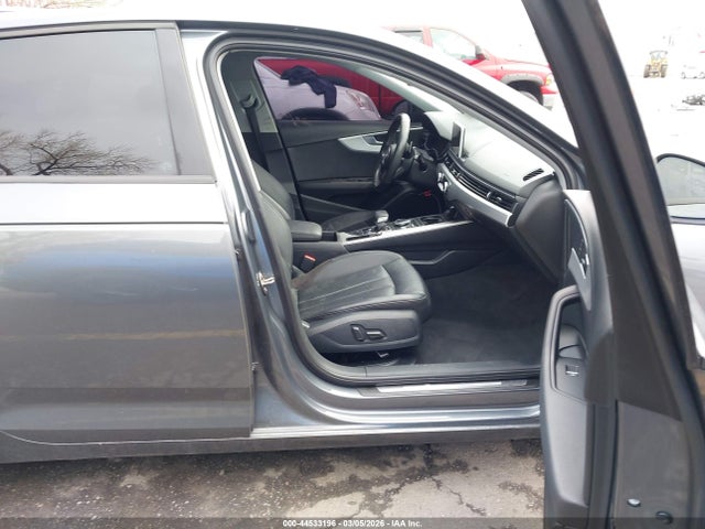 Audi A4 2.0t Premium