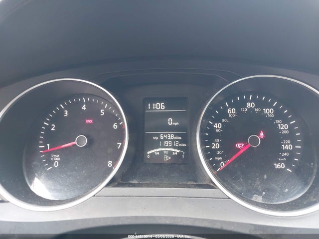 Volkswagen Jetta 1.4t S