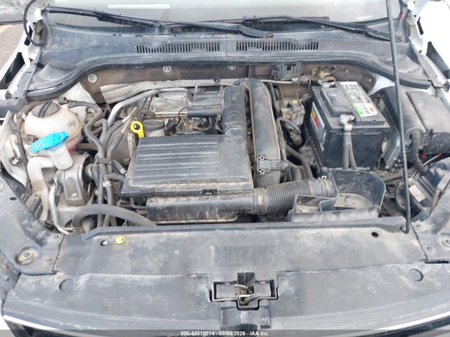 Volkswagen Jetta 1.4t S