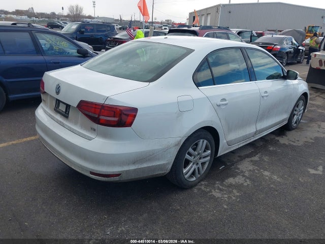 Volkswagen Jetta 1.4t S