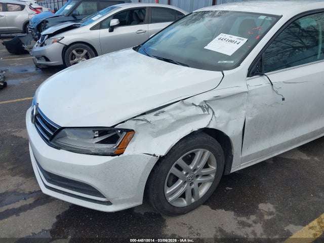 Volkswagen Jetta 1.4t S