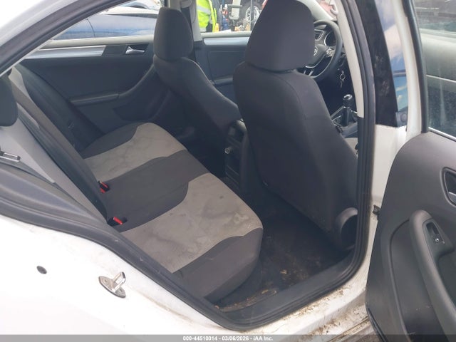 Volkswagen Jetta 1.4t S