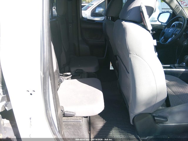 Toyota Tacoma Sr5 V6