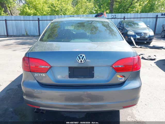 Volkswagen Jetta 2.0l S