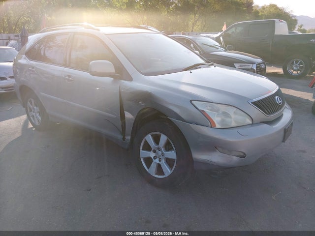 Salvage Lexus RX Image