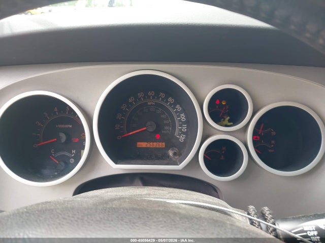 Toyota Sequoia Sr5 5.7l V8