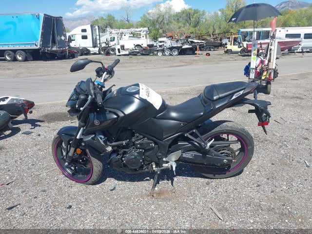 Yamaha Mt-03