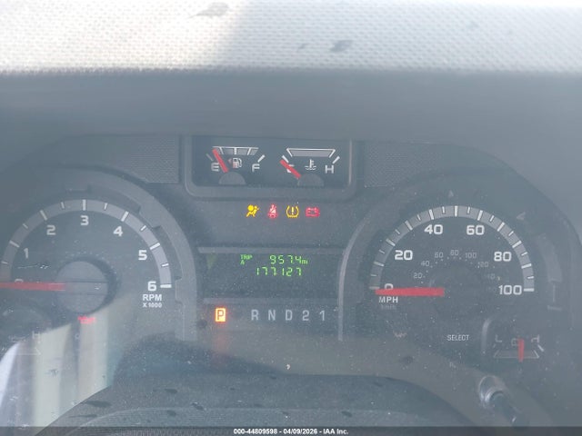 Ford E-150 Commercial