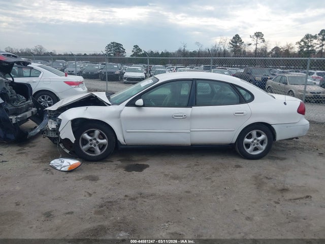 Ford Taurus Ses