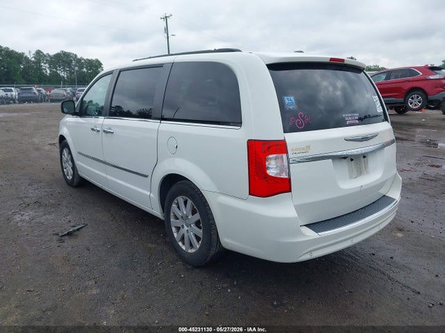 Chrysler Town & Country Touring-l
