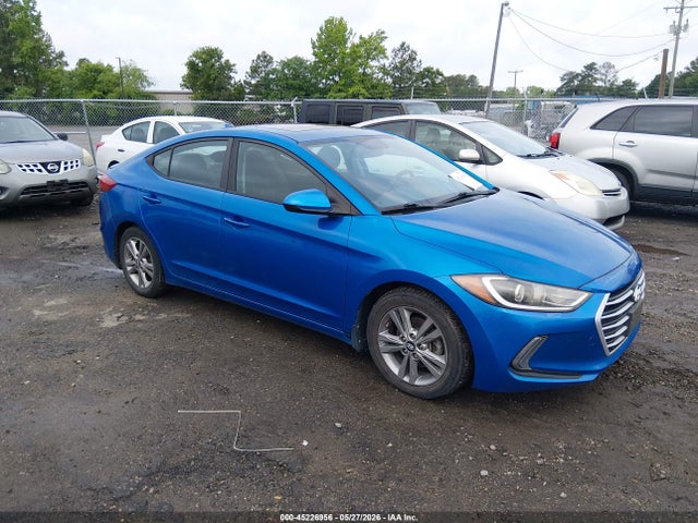 Salvage Hyundai ELANTRA Image