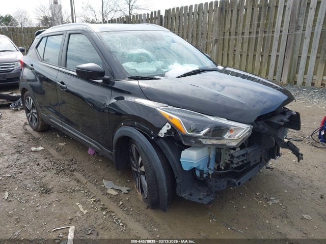 Salvage Nissan Kicks Image