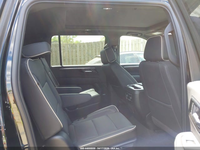 Chevrolet Suburban Premier, 4wd