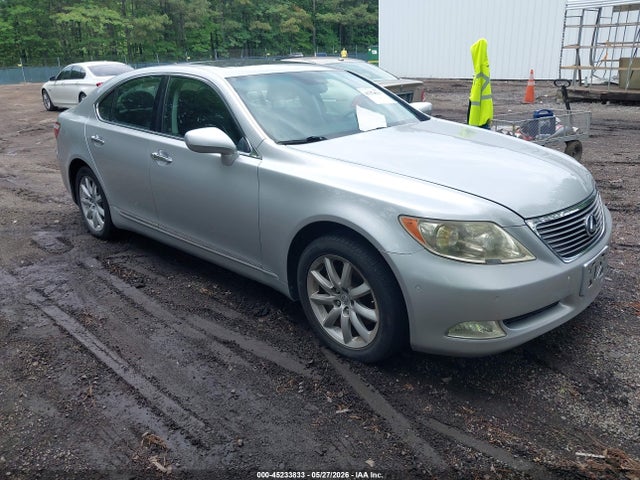 Salvage Lexus LS Image