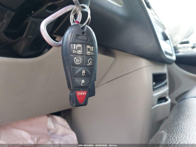 Chrysler Town & Country Touring