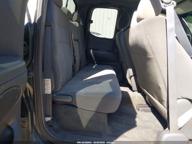 Toyota Tundra Sr5 V8