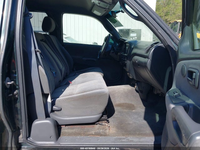 Toyota Tundra Sr5 V8