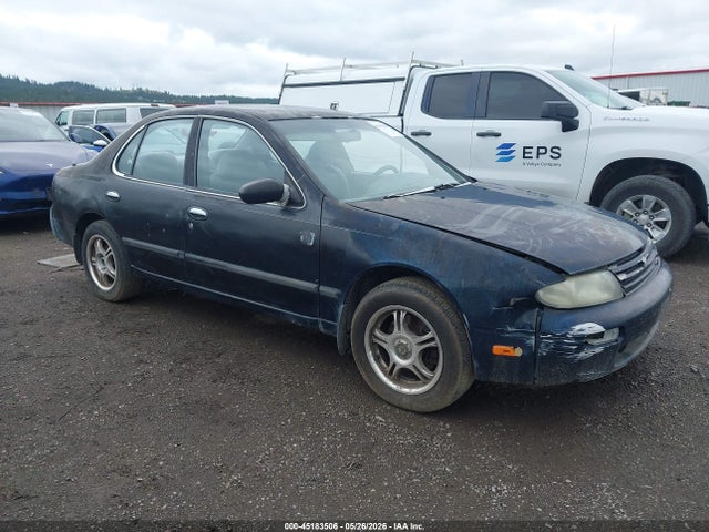 Salvage Nissan Altima Image
