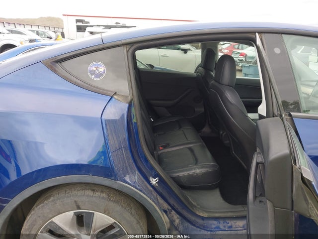 Tesla Model Y Long Range Dual Motor All-wheel Drive