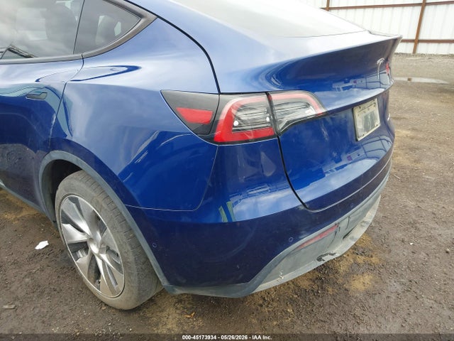 Tesla Model Y Long Range Dual Motor All-wheel Drive