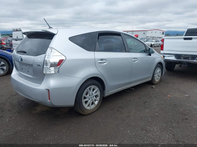 Toyota Prius v Two