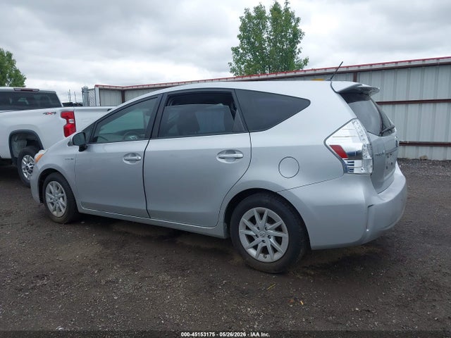Toyota Prius v Two