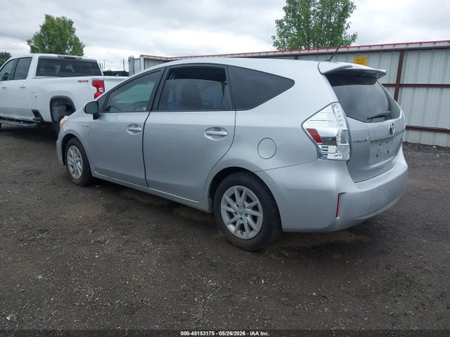Toyota Prius v Two