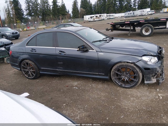 Mercedes-Benz C-Class Sport 4matic