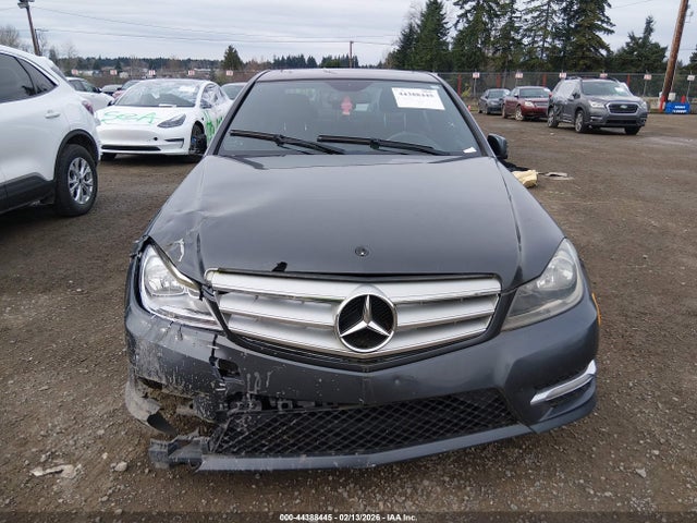Mercedes-Benz C-Class Sport 4matic
