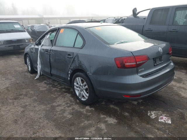 Volkswagen Jetta 1.4t S