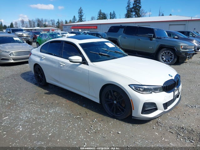Salvage BMW 3 Series Image