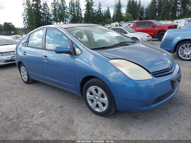 Salvage Toyota Prius Image