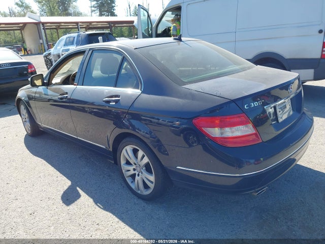 Mercedes-Benz C-Class Luxury 4matic