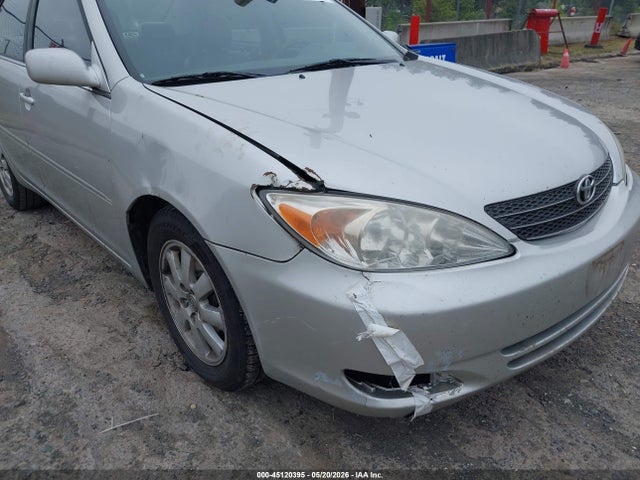 Toyota Camry Xle V6