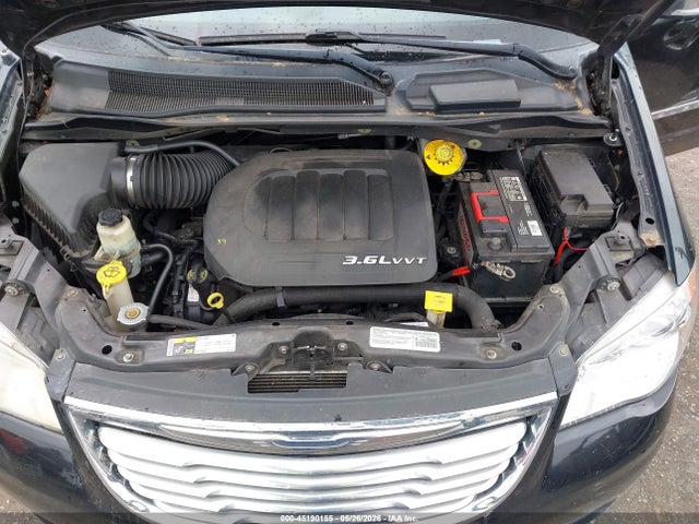 Chrysler Town & Country Limited