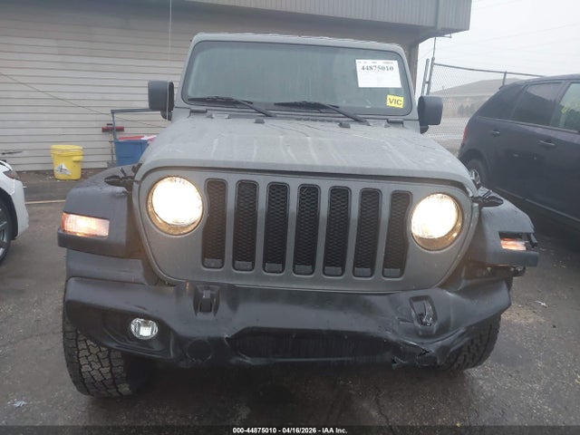 Jeep Wrangler Sport Altitude 4x4